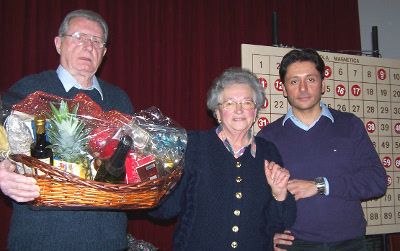 Foto della tombolata alla frazione Dal Pozzo